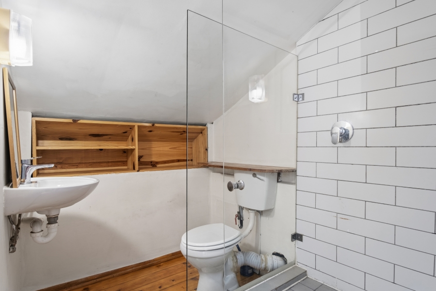 To Let 4 Bedroom Property for Rent in Woodstock Western Cape